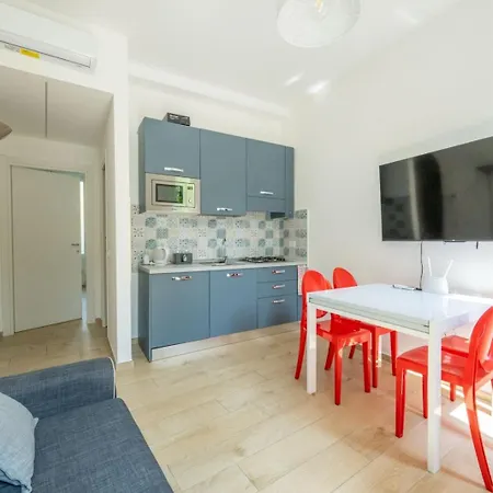 Trilocale A Pochi Passi Dal Mare Con Giardino Con Wifi Appartement *